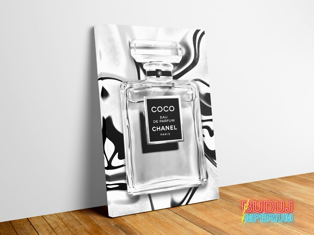 Coco Chanel modern canvas wall art for elegant wall decor.